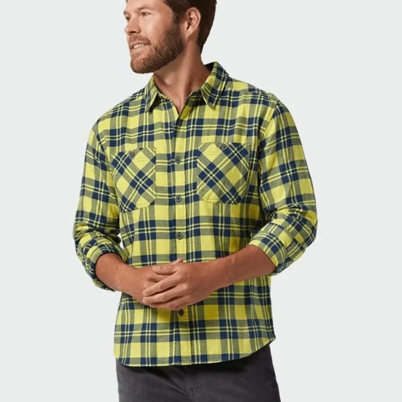 Stio Men's Miter Lightweight Flannel Shirt in Lightning Bug Yellow Navy Plaid - Picture 3 of 3